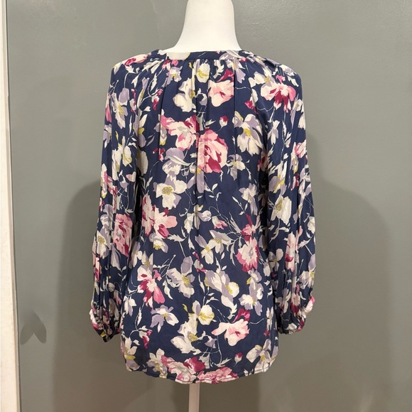 *GENTLY WORN* Joie Women's Size S McKenna Floral Print Silk Blouse - Picture 2 of 6